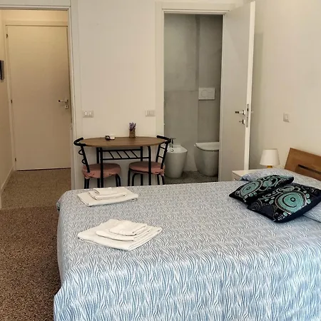 Apartment White Boar